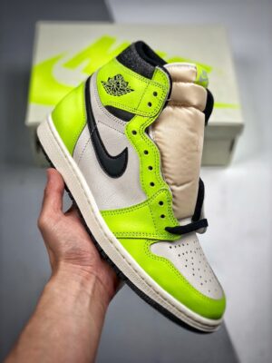 AJ Jordan 1 High OG VisionAJe Volt/Black-Sail 555088-702