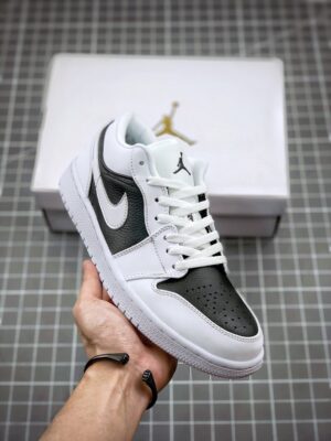 AJ Jordan 1 Low 'Panda' White/Black DC0774-100