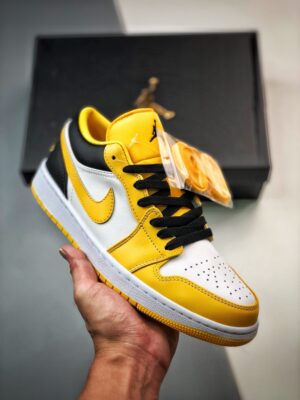 AJ Jordan 1 Low 'Taxi' University Gold/White/Black 553560-701