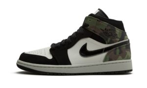 AJ Jordan 1 Mid “Camo”