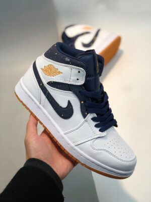 AJ Jordan 1 Mid "Jeter" Sail/Bronze-College Navy AH6342-104