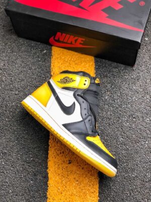 AJ Jordan 1 Retro High OG "Yellow Toe" AR1020-700