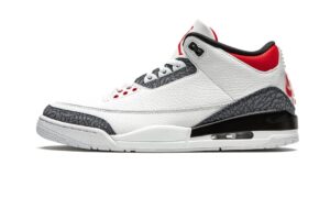 AJ Jordan 3 Retro SE DNM “Fire Red”